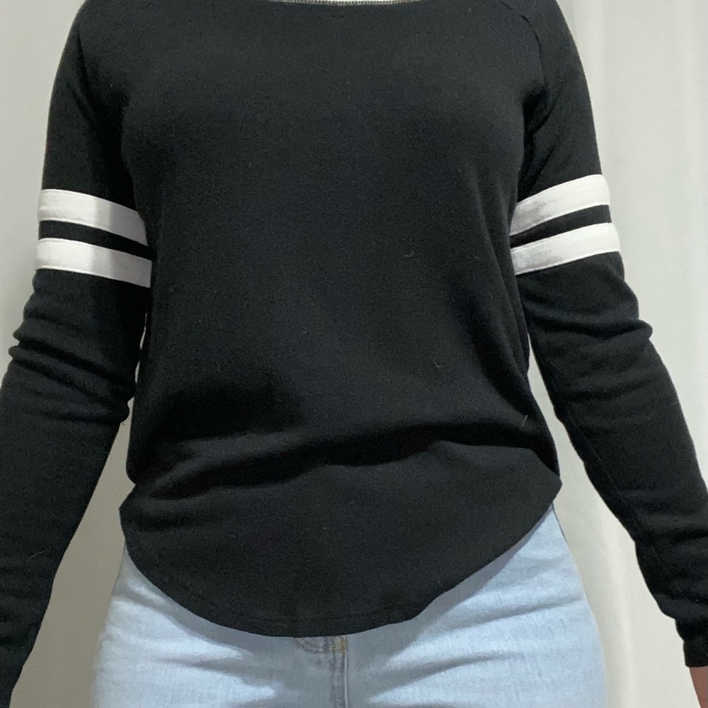 Black casual long sleeve shirt size small